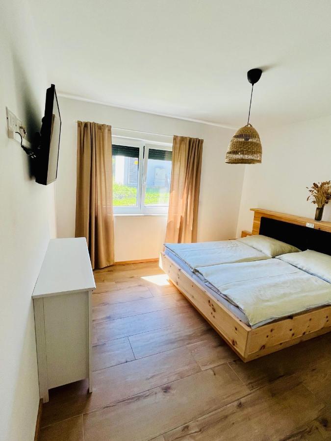 Reizender Bungalow - Mit 120Qm - In Ruhiger Lage Hermagor-Pressegger See Zewnętrze zdjęcie